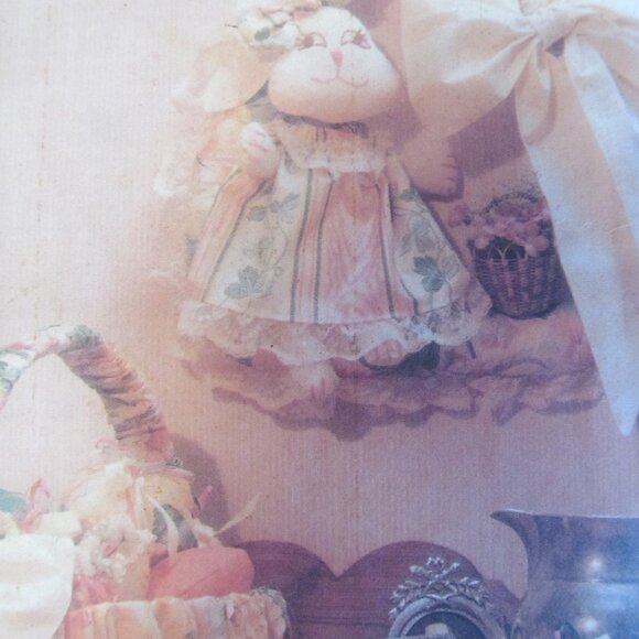Vtg 1990s Butterick Sewing Craft Pattern 5348 Bunnies, Basket & Wreath UNCUT - Picture 3 of 12
